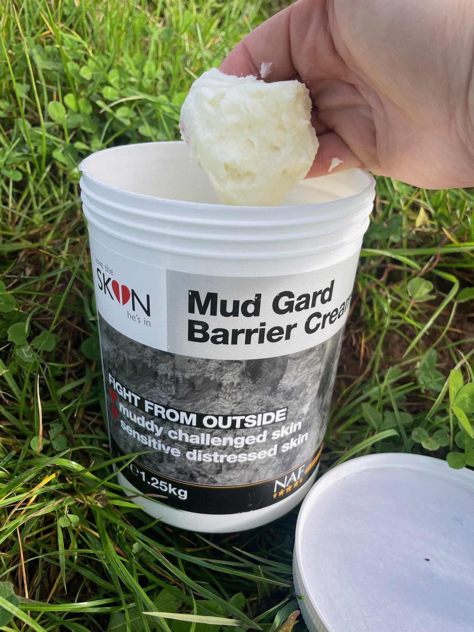 NAF Mud Gard Barrier Cream bei Mauke