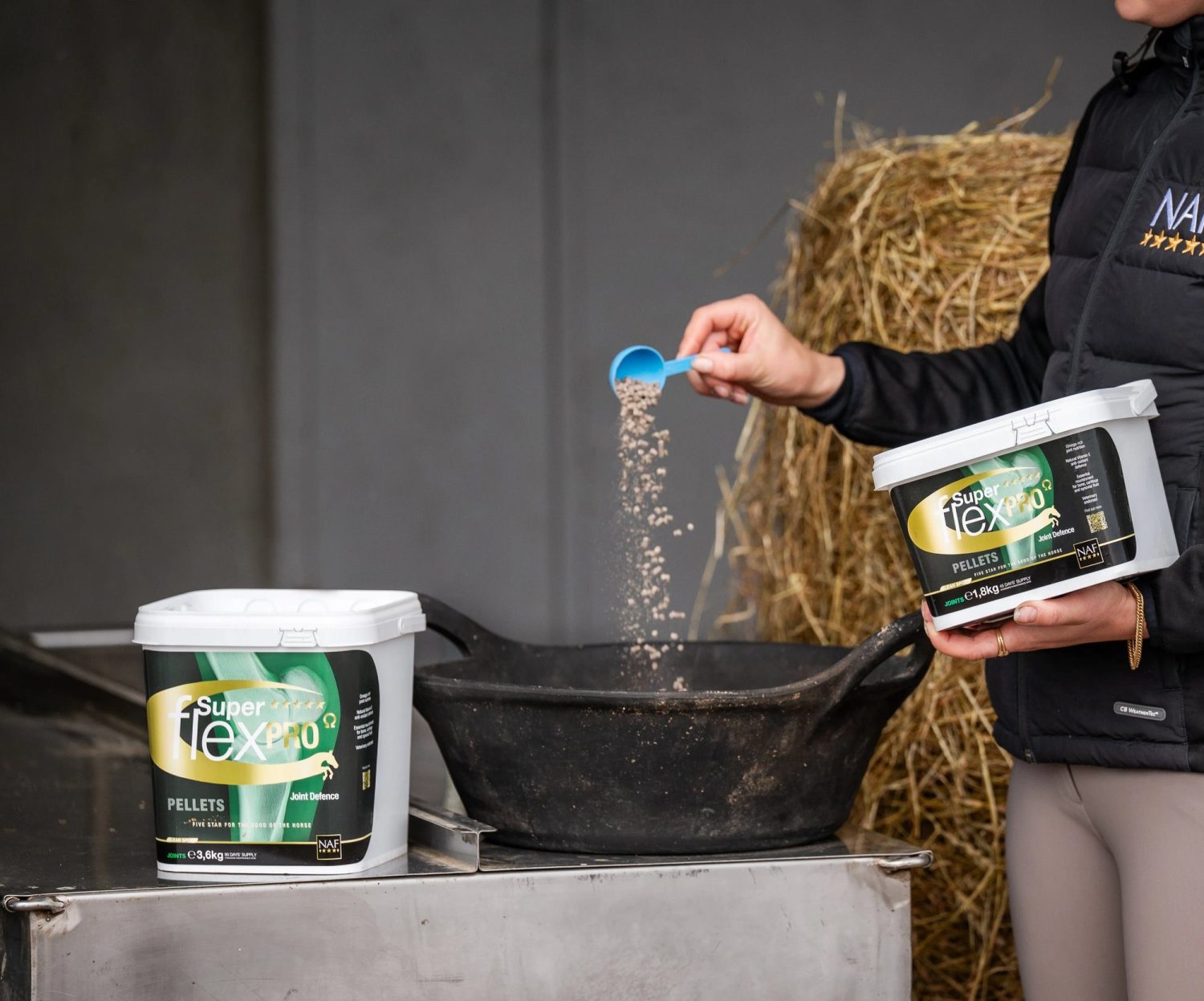 Kraftfutterration mit NAF Superflex Pro Omega für gesunde Gelenke